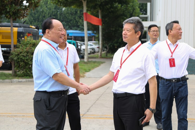  Руководители студии Jinining NPC посетили China Coal Group для проведения специального исследования и инспекции « Двойной двухсот» 